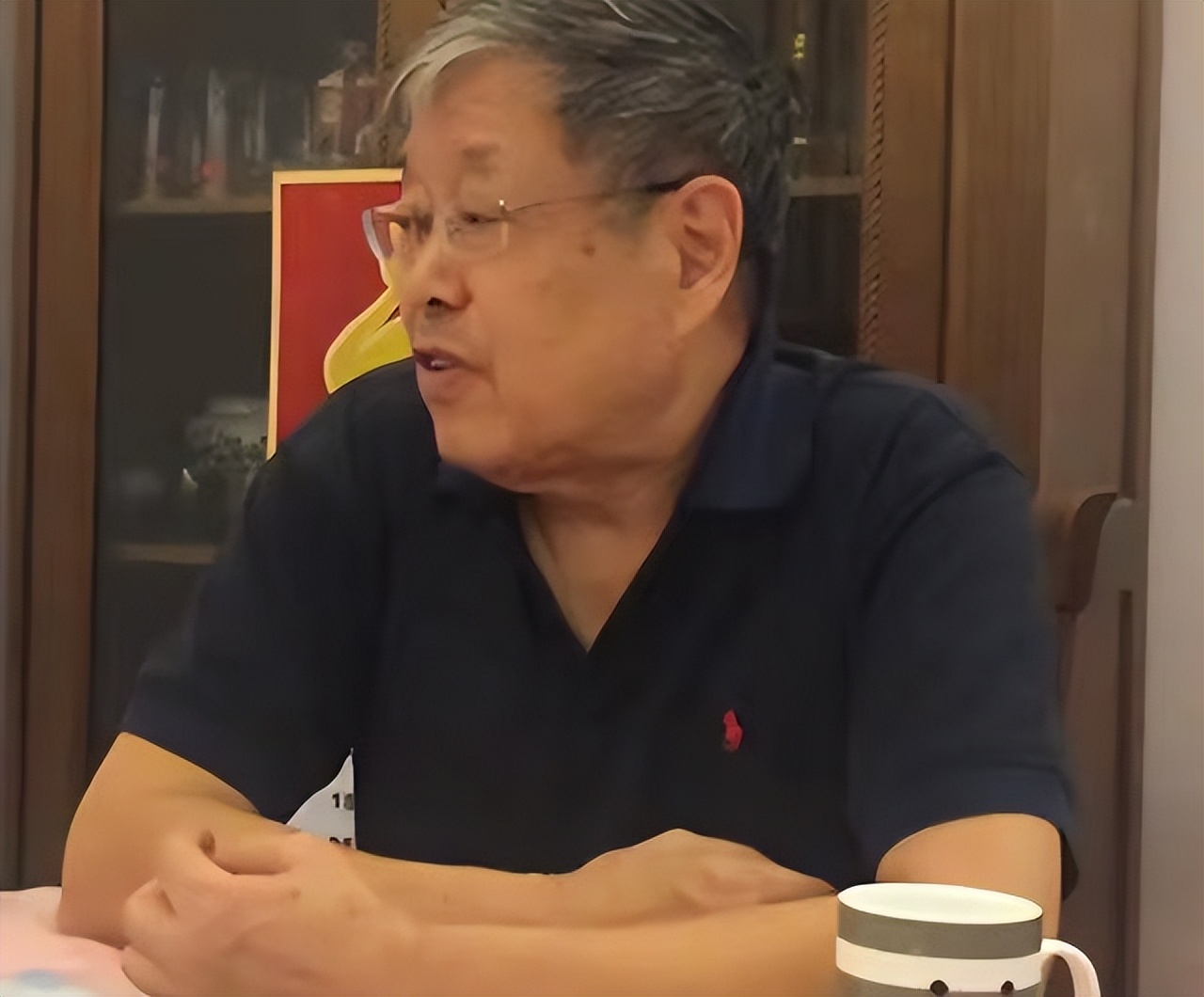 不查不知道,一查才发现,原来杨振宁的弟弟杨振汉也如此厉害