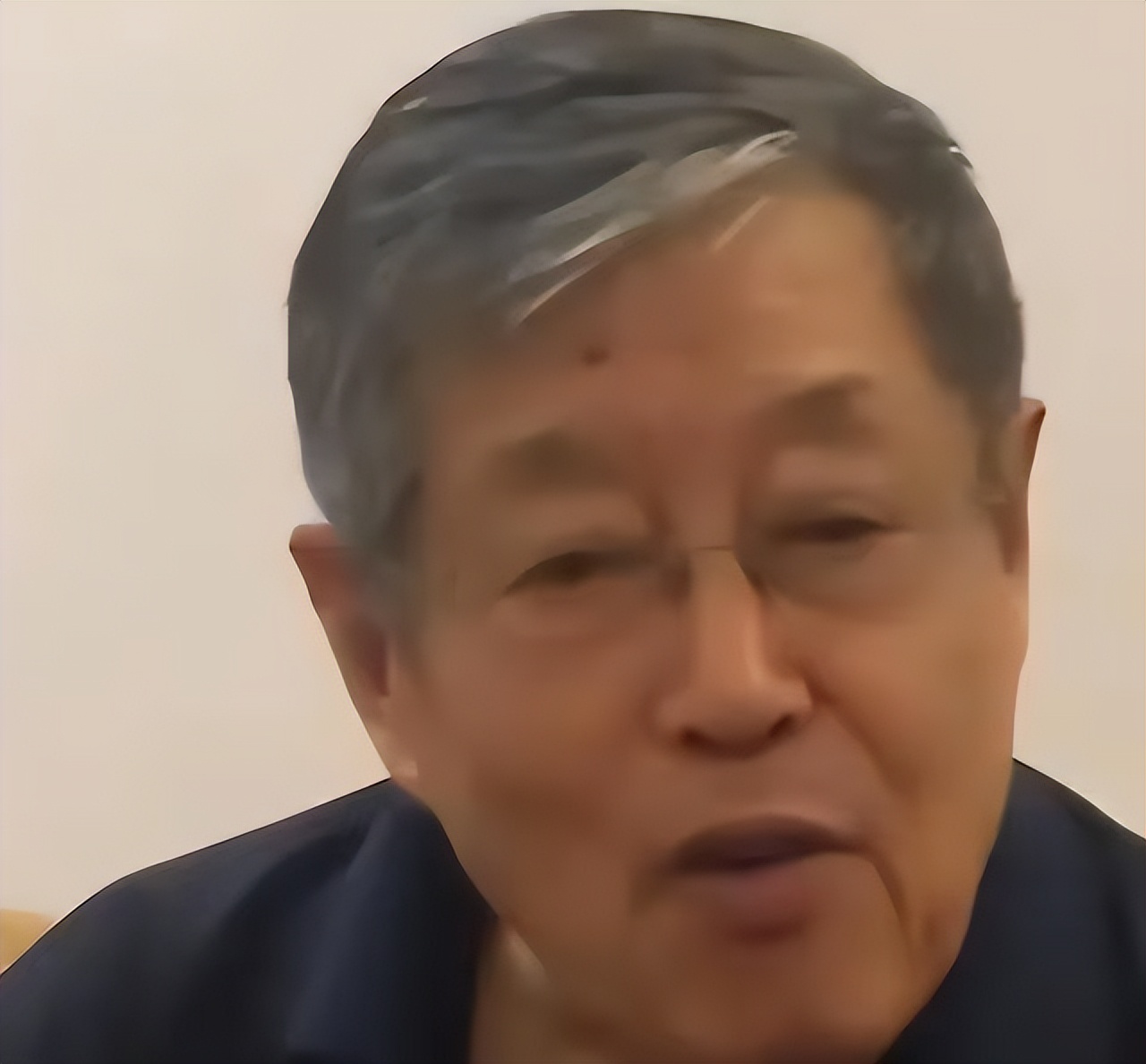 不查不知道,一查才发现,原来杨振宁的弟弟杨振汉也如此厉害