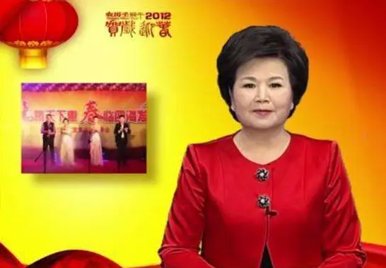 邢质斌:播报《新闻联播》28年,现已退休12年,近况如何?