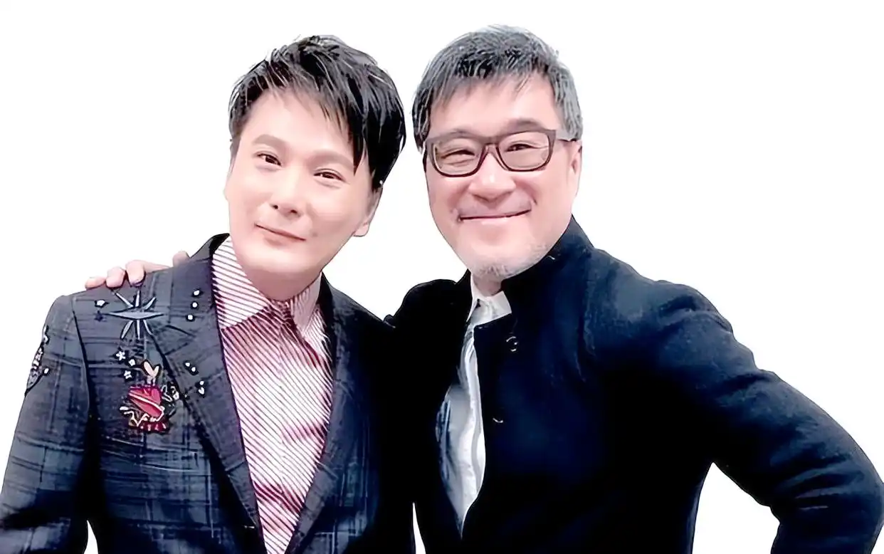 张信哲：在华语乐坛闪耀的星与不为人知的情感历程