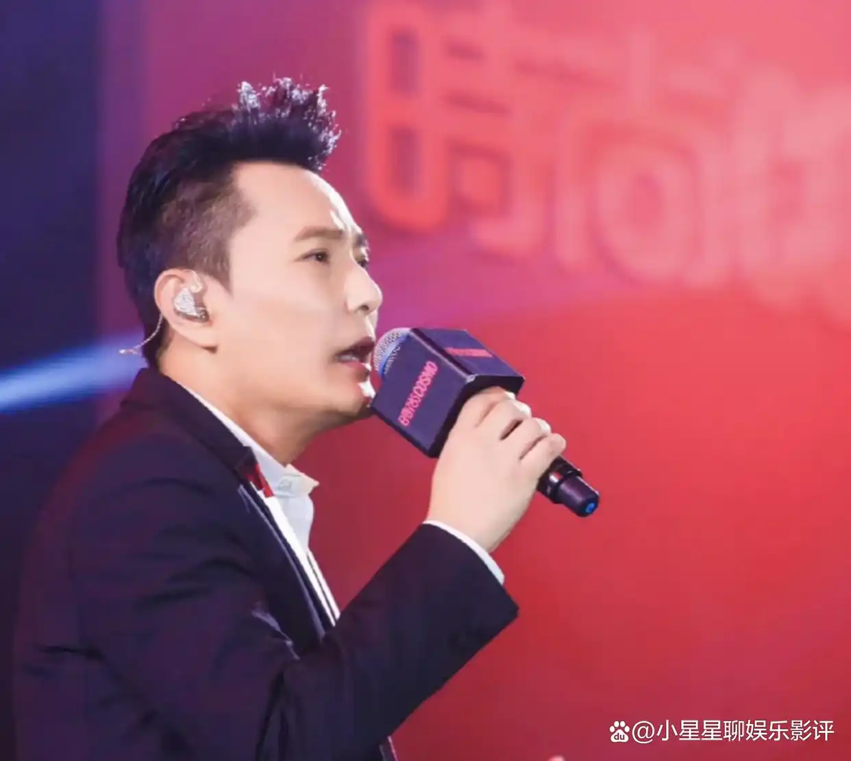 张信哲歌曲最火的十首歌，他的歌，为何总能戳中你的心？