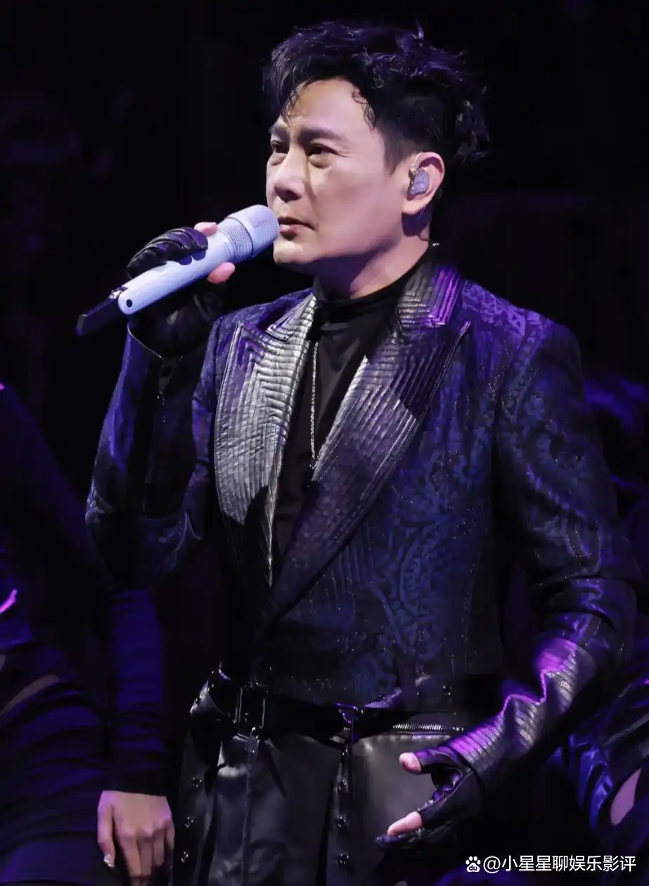 张信哲歌曲最火的十首歌，他的歌，为何总能戳中你的心？