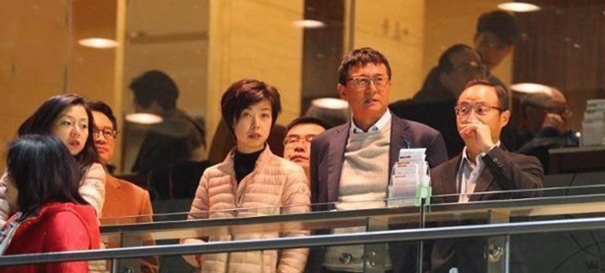 富商徐威宠了袁立12年，为何后来转身迎娶世界冠军张怡宁？