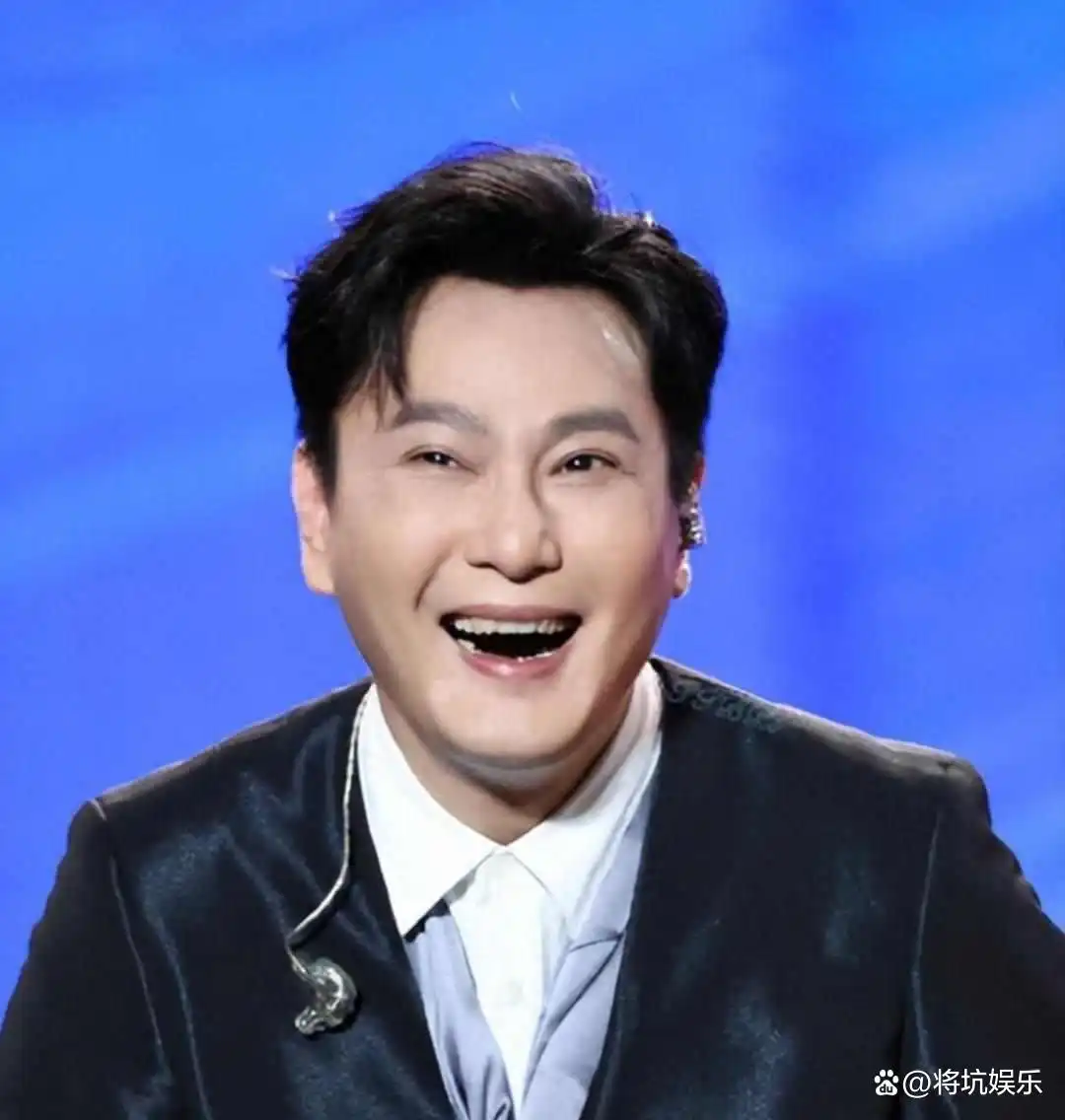 张信哲为何能成跨世代音乐树洞？他用一辈子的温柔唱尽爱与遗憾