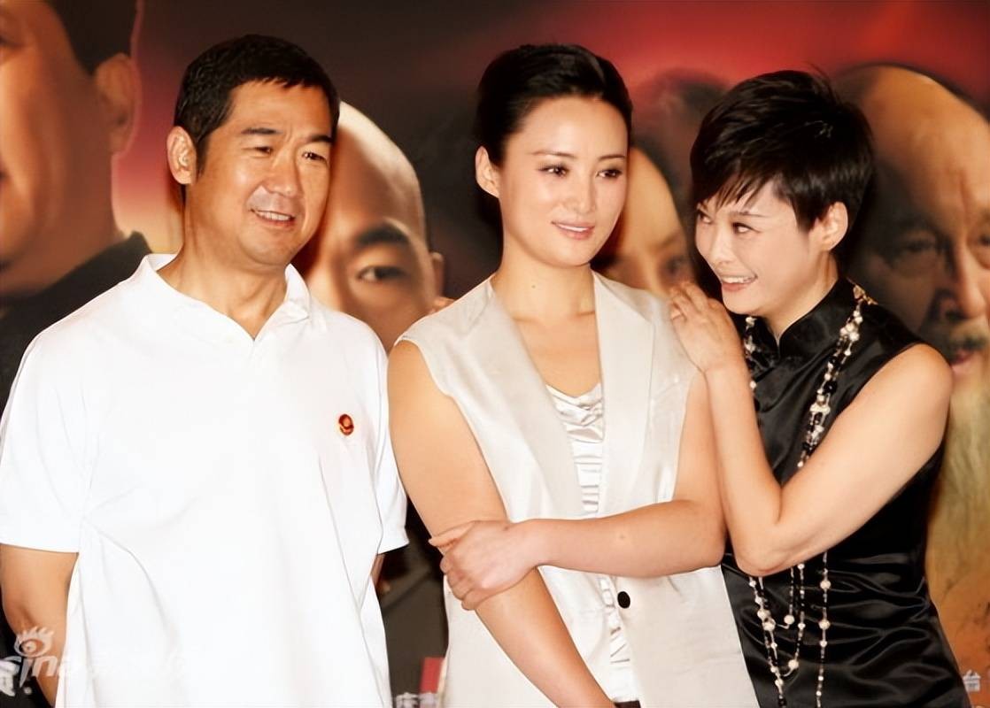 徐威宠了袁立12年，为何转身娶了世界冠军张怡宁？答案俗套又露骨