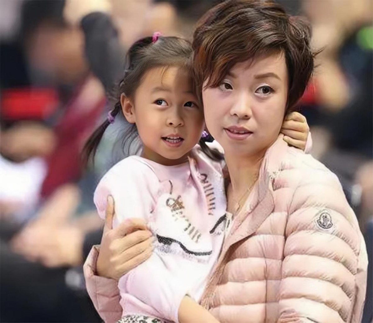 17年后，再看徐威，才明白他当年为何离开袁立娶世界冠军张怡宁