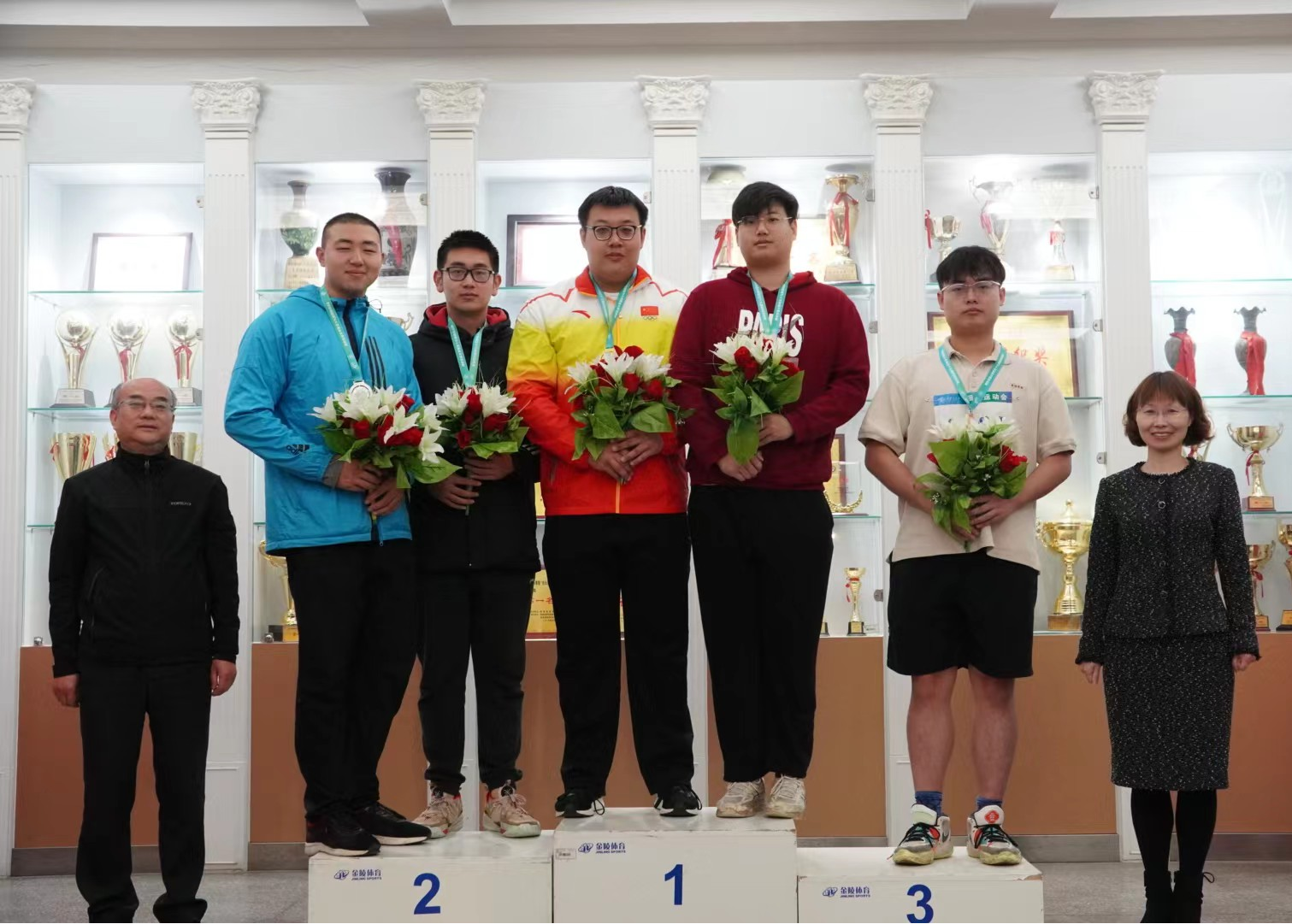 校运会参赛健儿：风起朝气盛，青年正拼搏