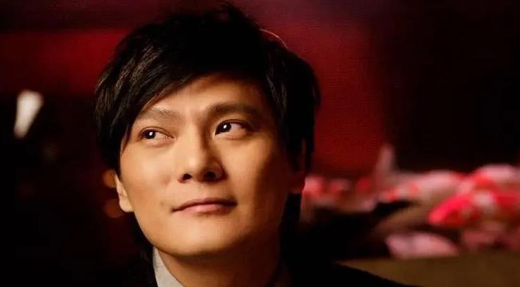 唱歌只是副业？“情歌王子”张信哲，低估你了