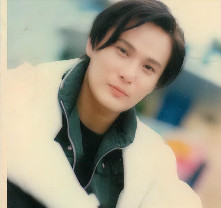 唱歌只是副业？“情歌王子”张信哲，低估你了