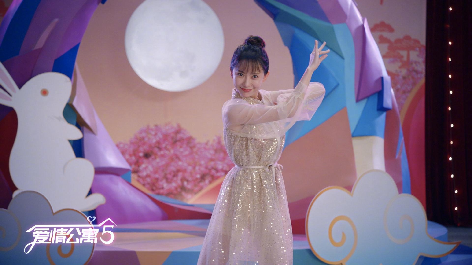 《爱情公寓5》近期播出,客串嘉宾阵容豪华,张伟老婆惊艳亮相