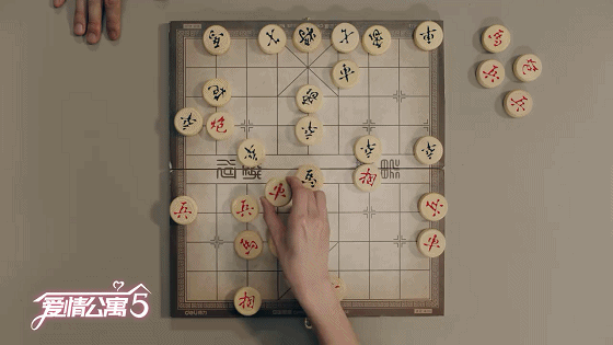 《爱情公寓5》近期播出,客串嘉宾阵容豪华,张伟老婆惊艳亮相