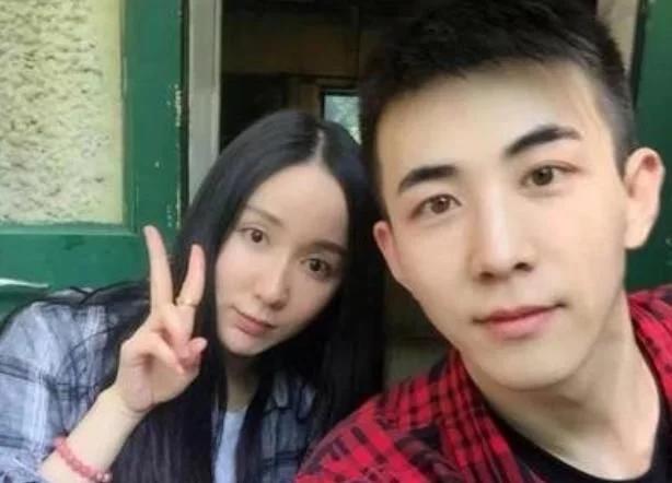 爱情公寓:女生们现实中的男友,诺澜的是大明星,一菲的是小鲜肉