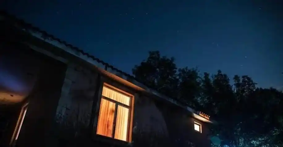 2002年,山东老汉因女儿拒绝为弟弟买房怒下杀手,直言:她该死