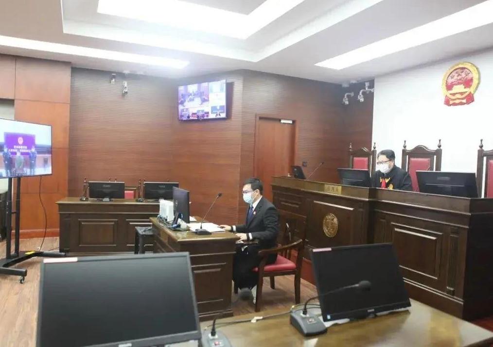 “不是你撞的，干嘛去扶？”当年说出这句话的法官，现在怎么样了