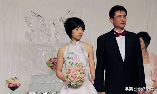 徐威宠了袁立12年，为何转身娶了世界冠军张怡宁？