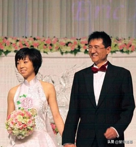 徐威宠了袁立12年，为何转身娶了世界冠军张怡宁？