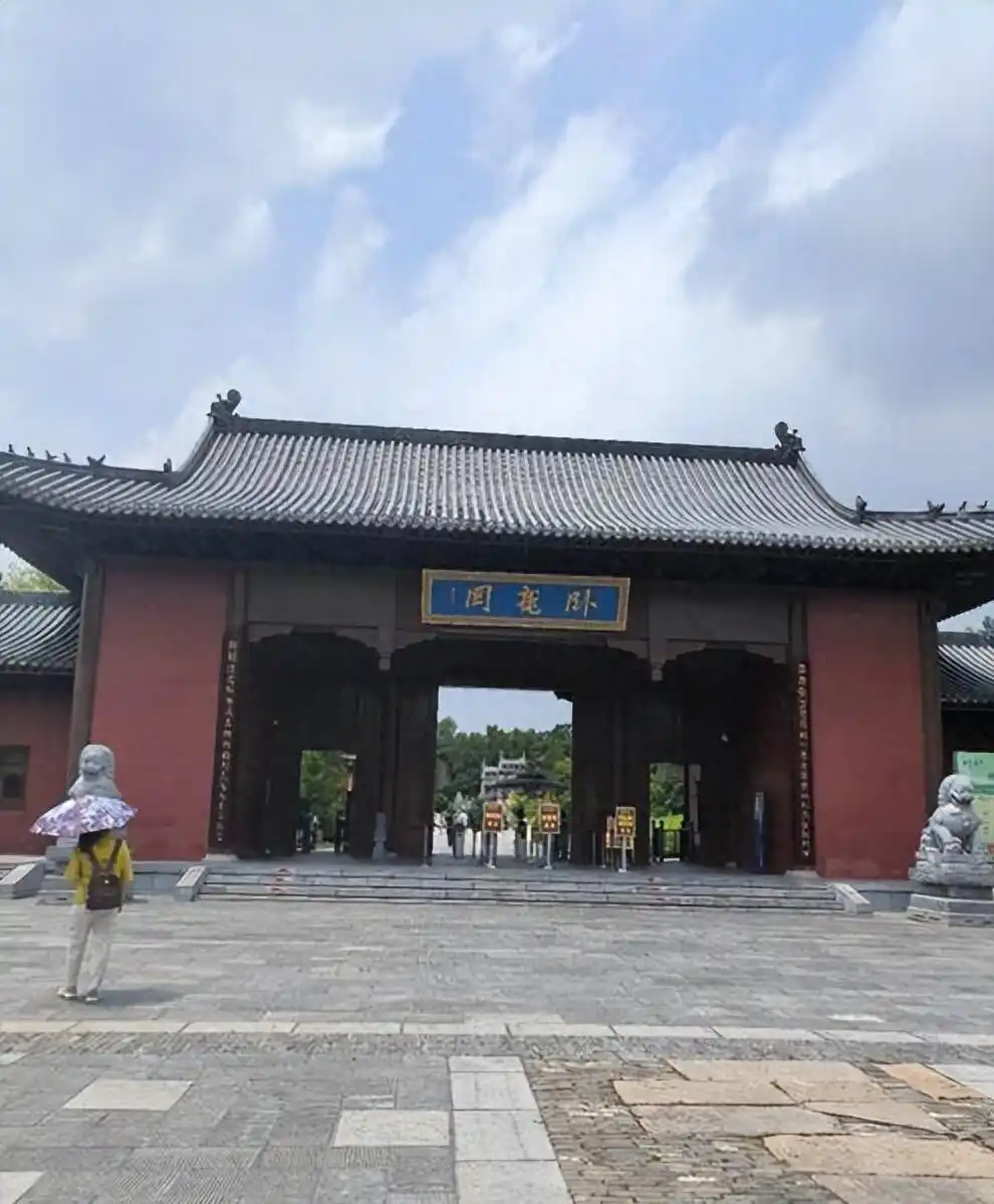 河南郑州都吃惊，如今的南阳市，已成为全国知名的南阳！