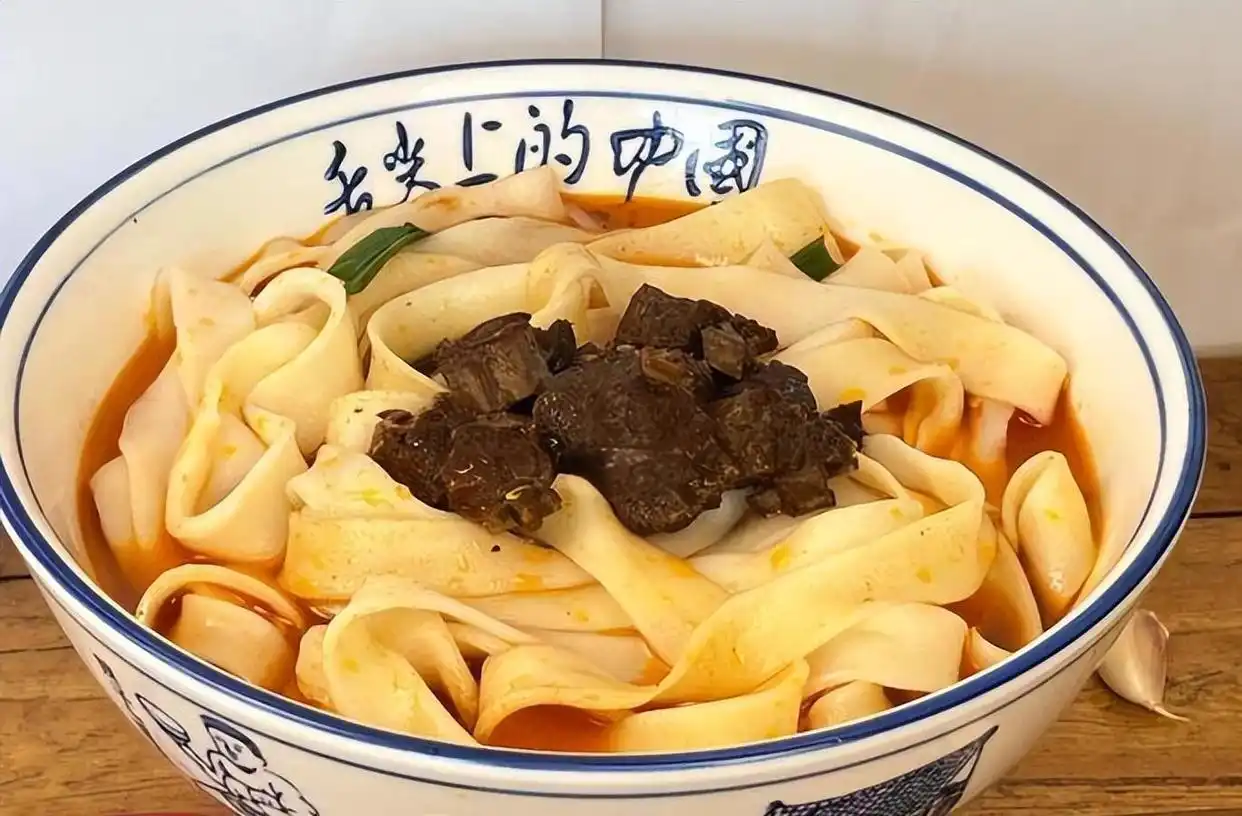 河南郑州都吃惊，如今的南阳市，已成为全国知名的南阳！