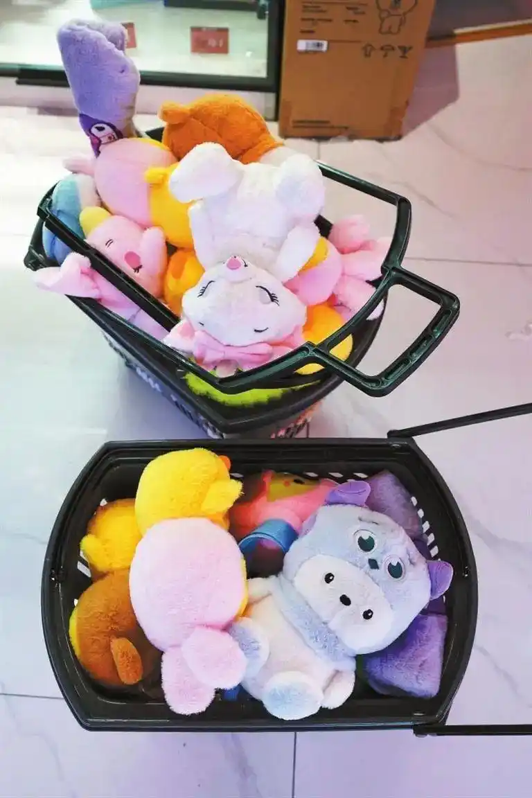 在深圳,“抓娃娃”有多火!