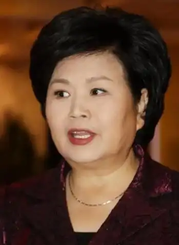 回顾邢质斌:与丈夫相守50年,罗京离世后自请离职,如今怎样了