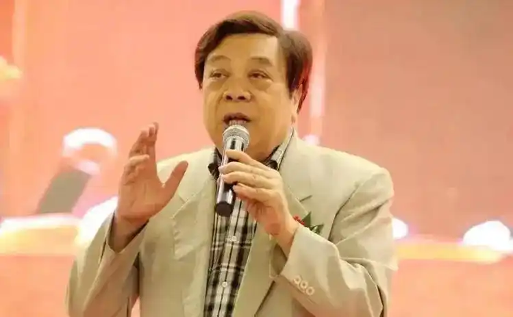 回顾邢质斌:与丈夫相守50年,罗京离世后自请离职,如今怎样了