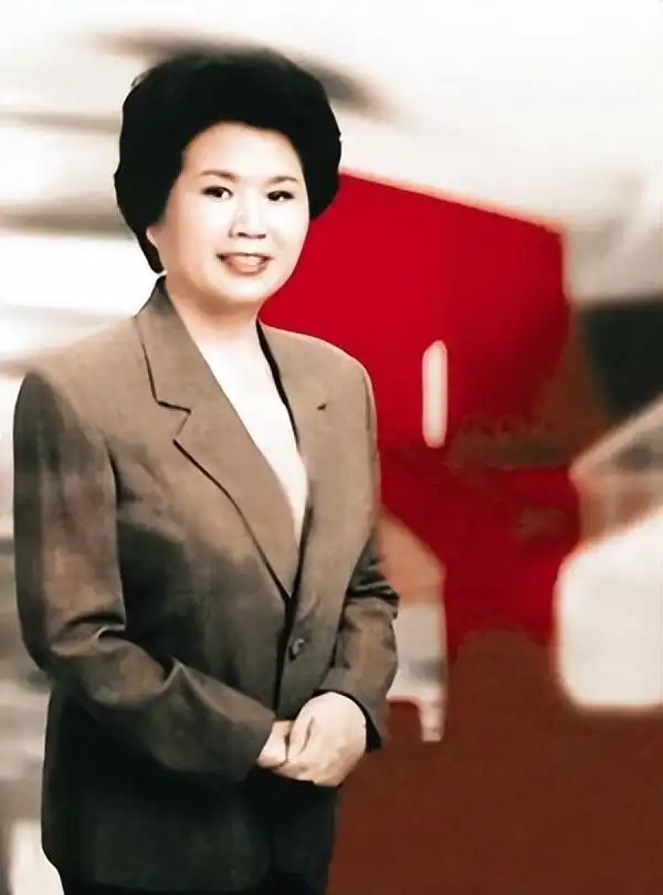 回顾邢质斌:与丈夫相守50年,罗京离世后自请离职,如今怎样了