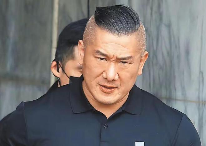 台湾绿营人士大陆探访，刚出航厦震惊：这和新闻报道的完全不同？