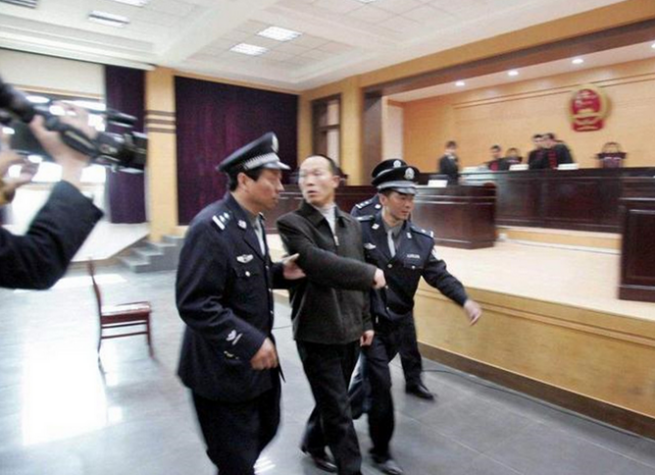 回顾余祥林：因“杀妻”判15年，服刑11年亡妻突然现身：我还活着