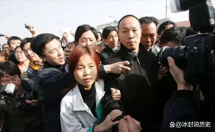 案例：他因“杀妻”被判15年，11年后妻子死而复生，法院：搞错了