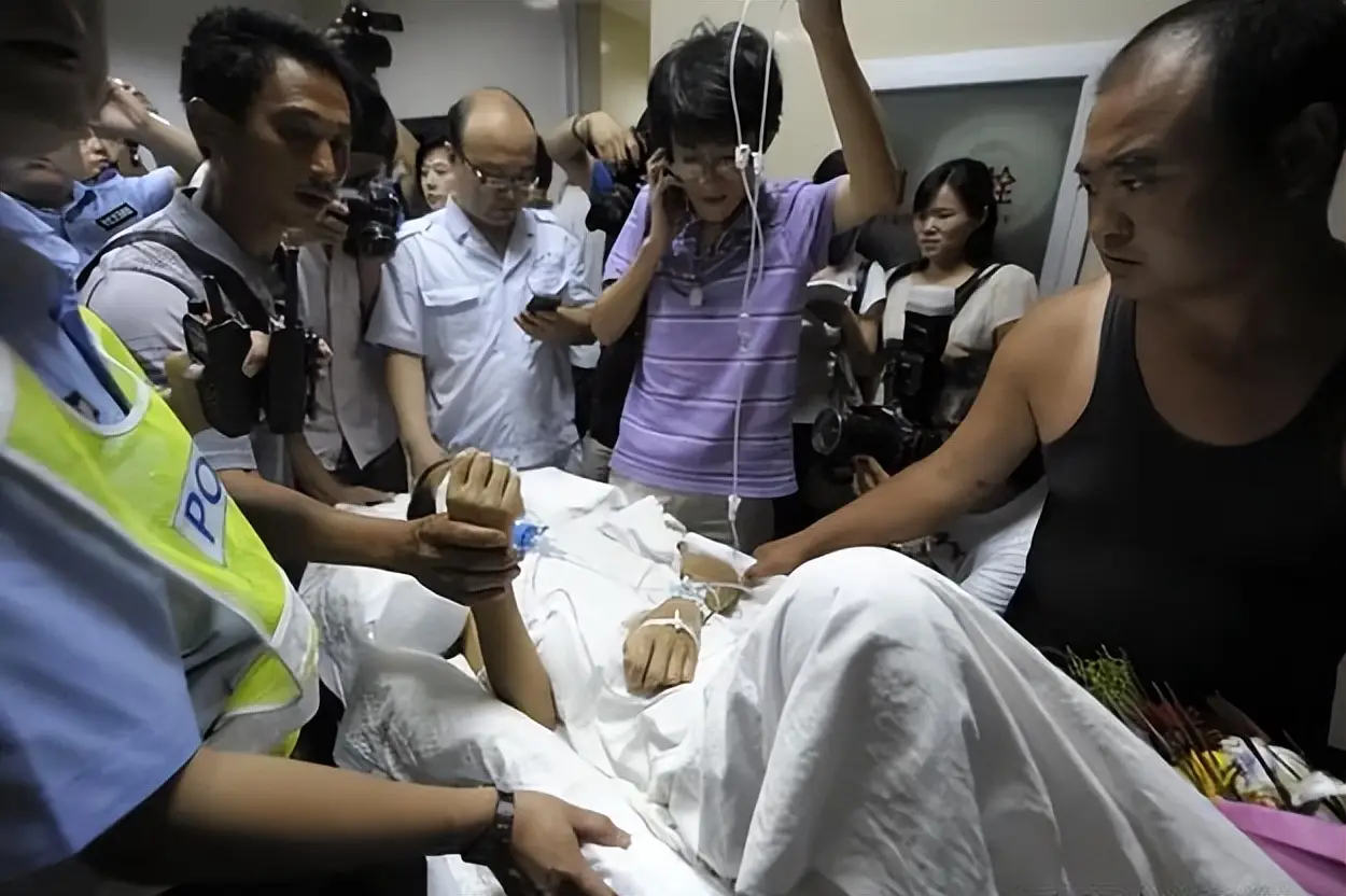 10年前山东男孩被高压泵体内充气,内脏严重损坏,工友赔偿112万