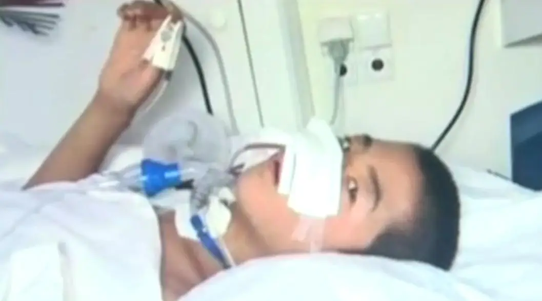 10年前山东男孩被高压泵体内充气,内脏严重损坏,工友赔偿112万