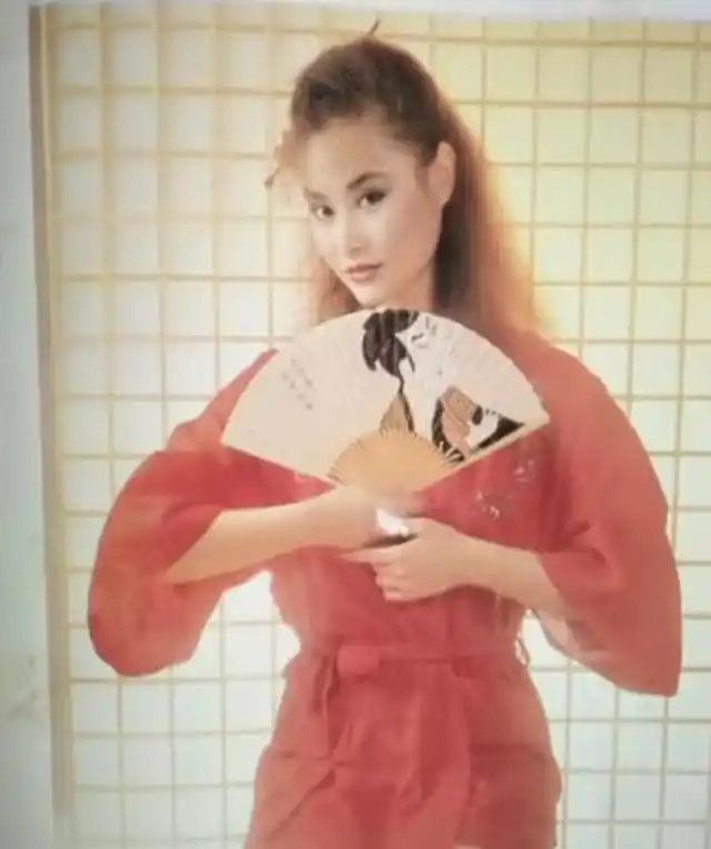 68岁寇世勋近况,晚年常伴原配家人,二房3子女海外留学