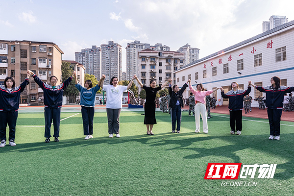 株洲市一中举办高三心理户外拓展活动