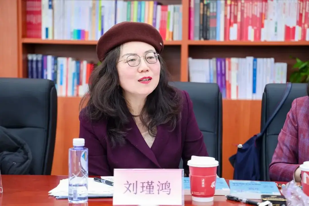 从“协议”到“续章”：一场持续三年仍将继续的校媒双向奔赴