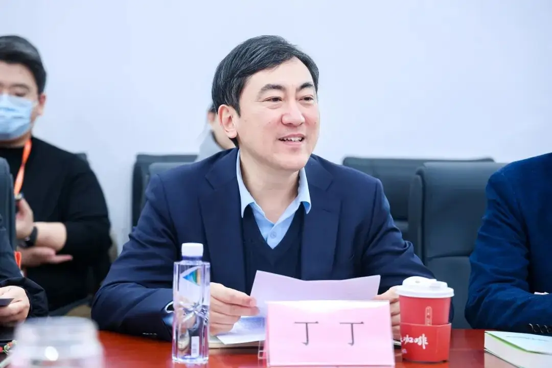 从“协议”到“续章”：一场持续三年仍将继续的校媒双向奔赴