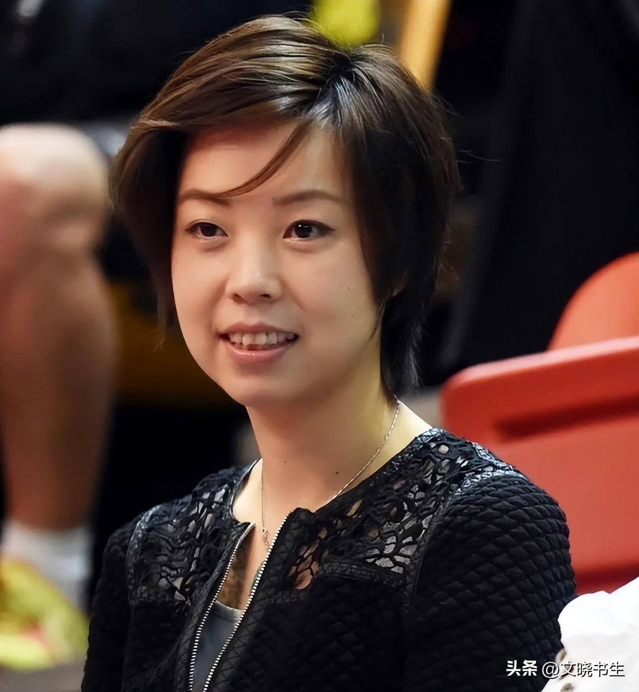 富商徐威:与12年女友袁立分手,转身娶了张怡宁,全靠岳母撑腰