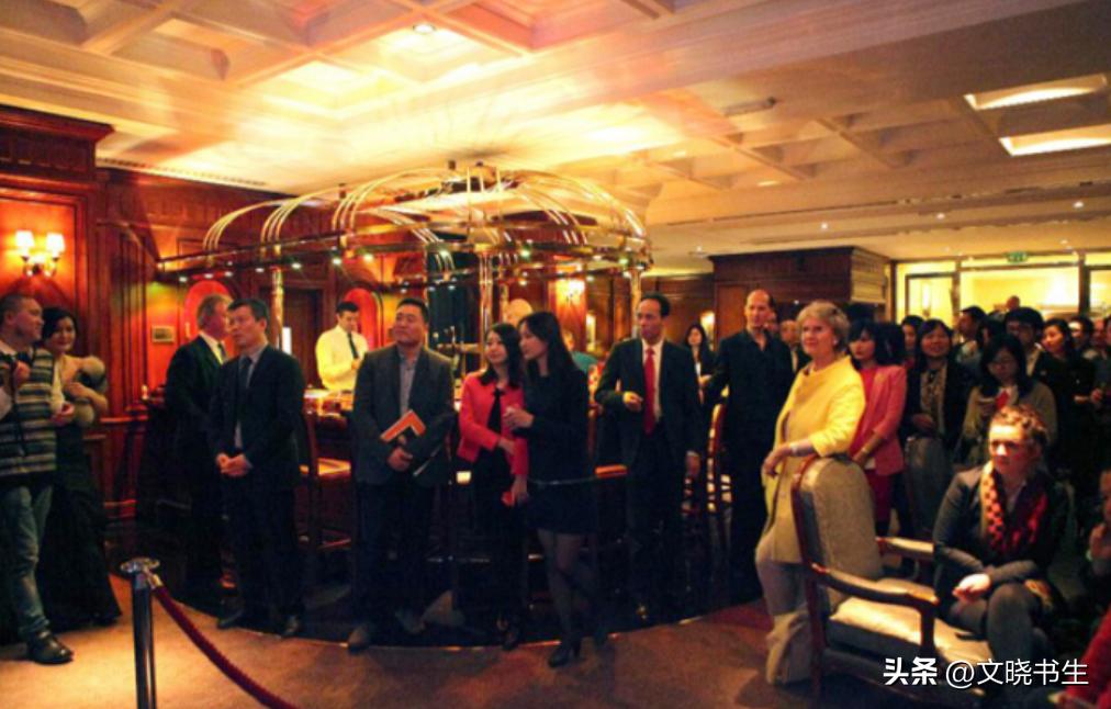 富商徐威:与12年女友袁立分手,转身娶了张怡宁,全靠岳母撑腰