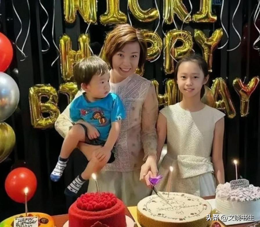 富商徐威:与12年女友袁立分手,转身娶了张怡宁,全靠岳母撑腰