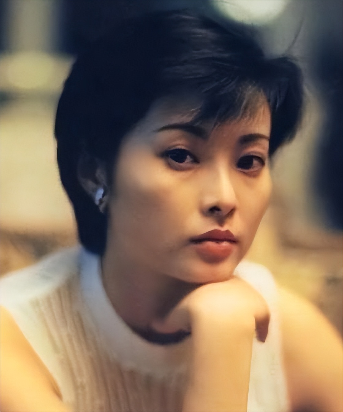 身价300亿富商徐威，宠袁立12年，为何转身迎娶奥运冠军张怡宁？