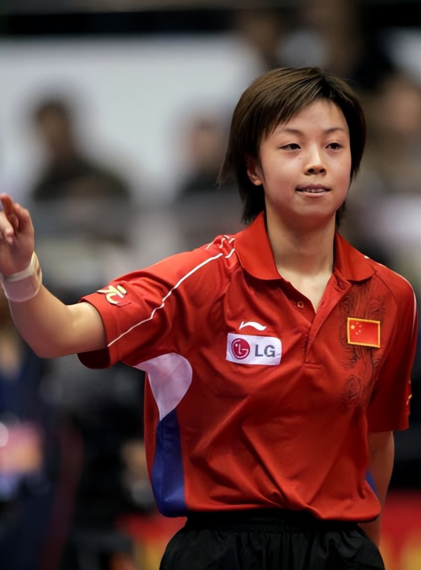 身价300亿富商徐威，宠袁立12年，为何转身迎娶奥运冠军张怡宁？