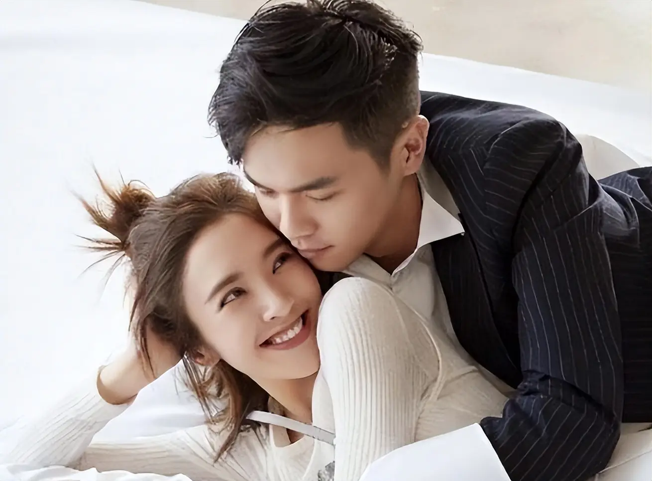 有一种“反噬”叫张若昀和唐艺昕，结婚四年现在善恶报应终于来了