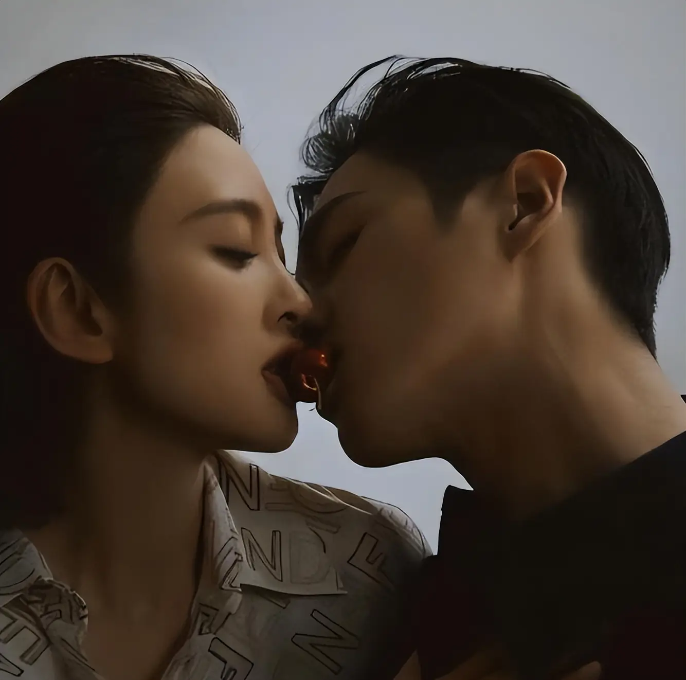 有一种“反噬”叫张若昀和唐艺昕，结婚四年现在善恶报应终于来了