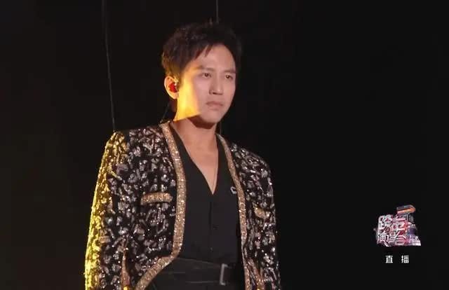 邓超炸场湖南卫视跨年晚会，全开麦唱跳封神，收视登顶燃爆全网！