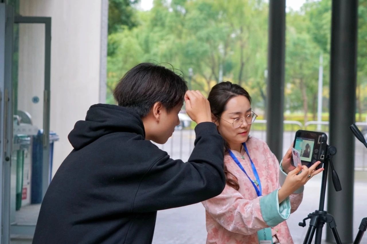 江苏2024年10月高等教育自学考试顺利举行