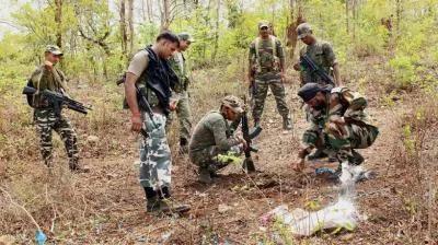 印度2000眼镜蛇特种部队，被400叛匪群殴3小时，战死22人