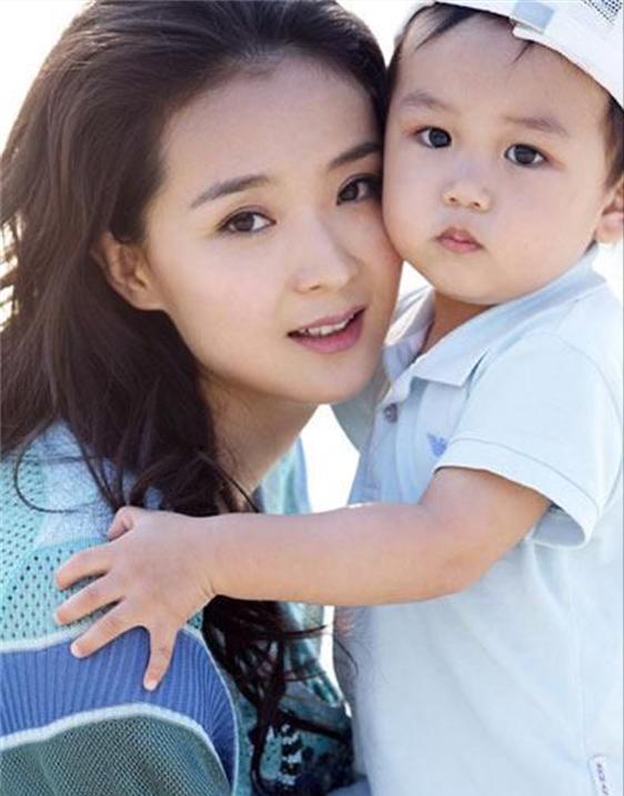 王志才：母亲是郡主，二婚妻子是“晴格格”，豪宅就在紫禁城旁边