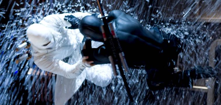 习惯了动作戏的阿德沃尔,这次要跟“眼镜蛇”较量一下了