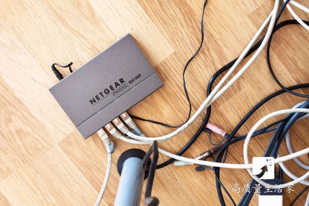 路由器上贴一个创口贴，网速提升好几倍！一年能帮家里省不少钱！