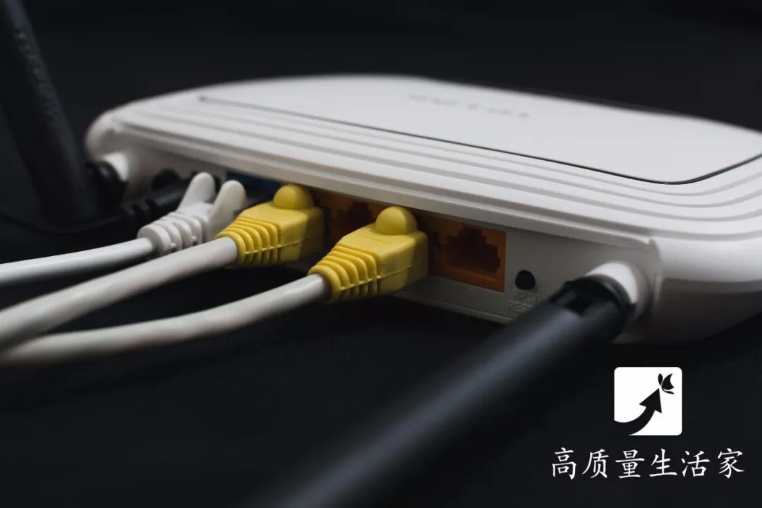 路由器上贴一个创口贴，网速提升好几倍！一年能帮家里省不少钱！