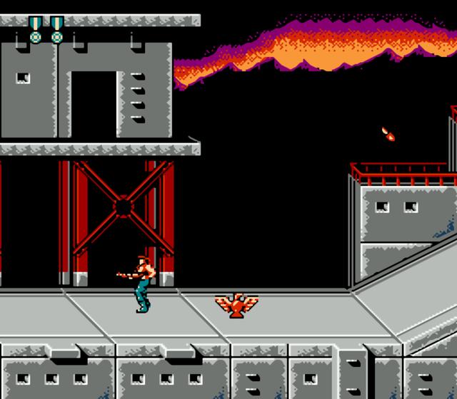 《魂斗罗》三十年后才搞懂F弹是什么玩意，关键时候能派上大用场